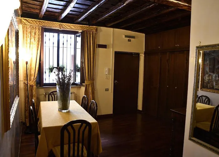 Palazzo Donarelli Daire